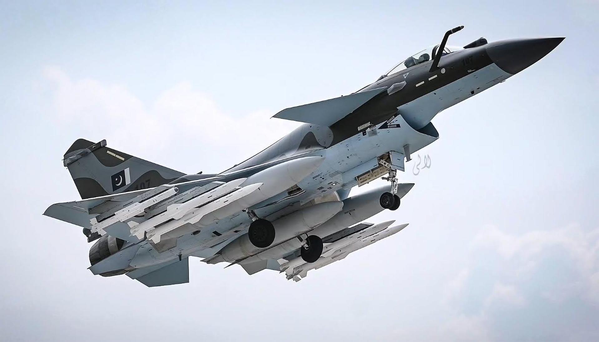 J-10C Fighter Jet with PL15, PL10 Pakistan Air Force